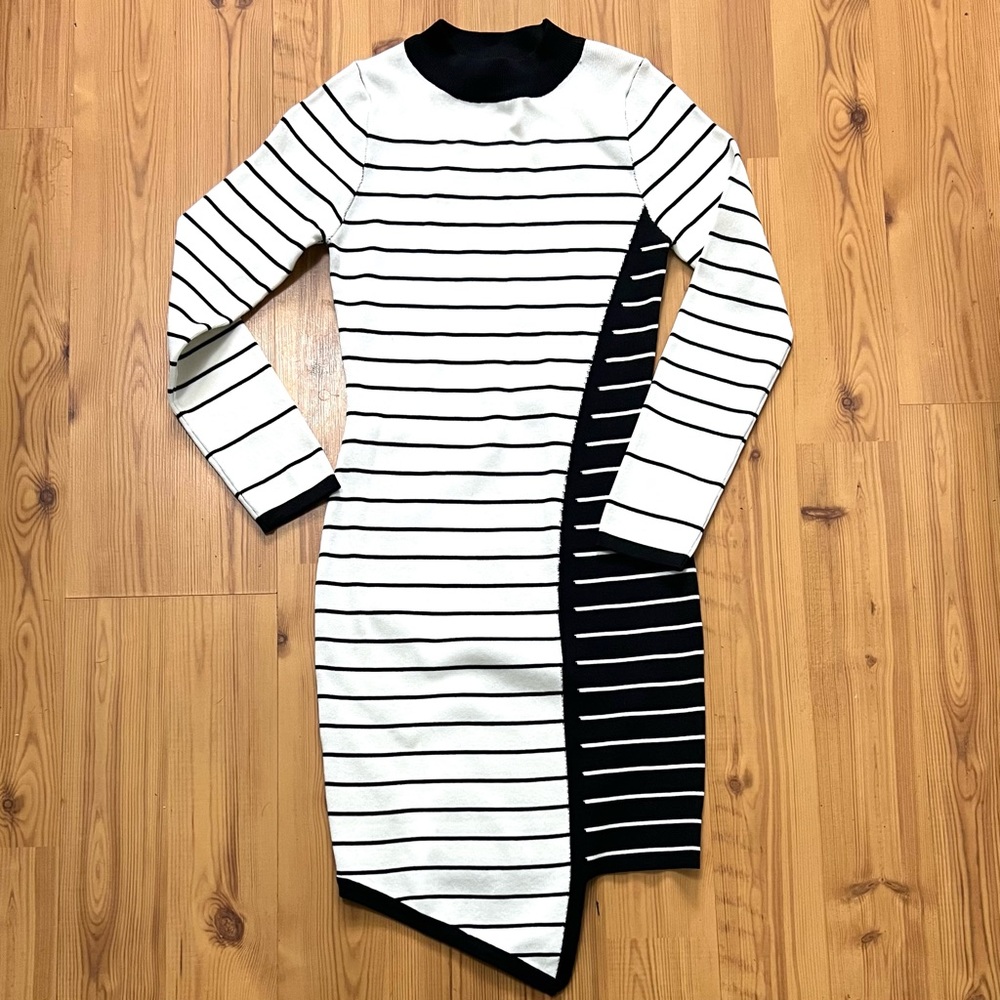 Bria Bella & Co Stripes Long Sleeve Dress Size Small NWOT